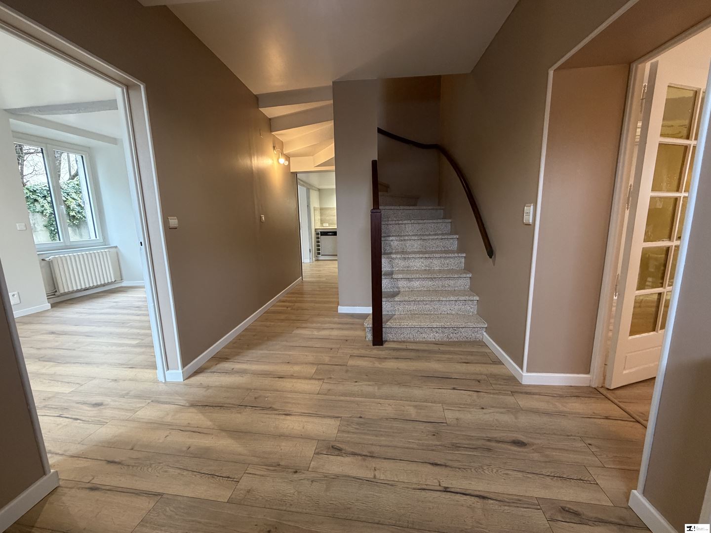 Agence immobilière de LE 4 LE CABINET IMMOBILIER